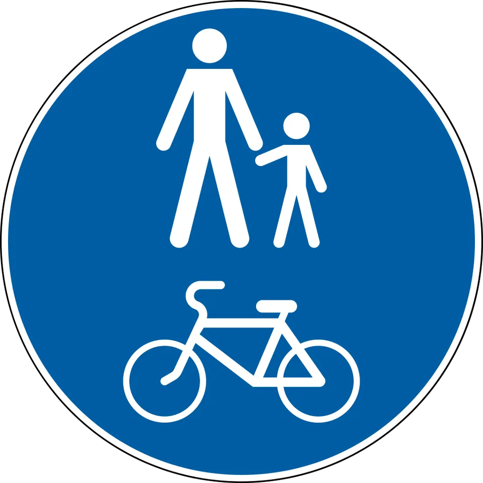 Shared pedestrian and cycle path - Sign 4.17